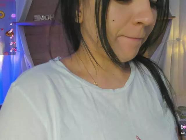 meenacute from BongaCams