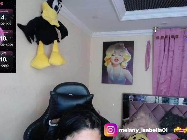 Discover our girls online shows and discover the company of countless livestreamers, with stunning shapes, sex toys and more.