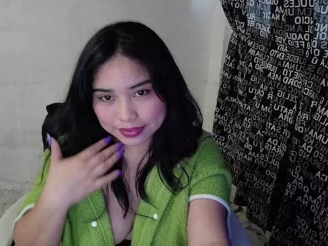 Meomi25 from BongaCams