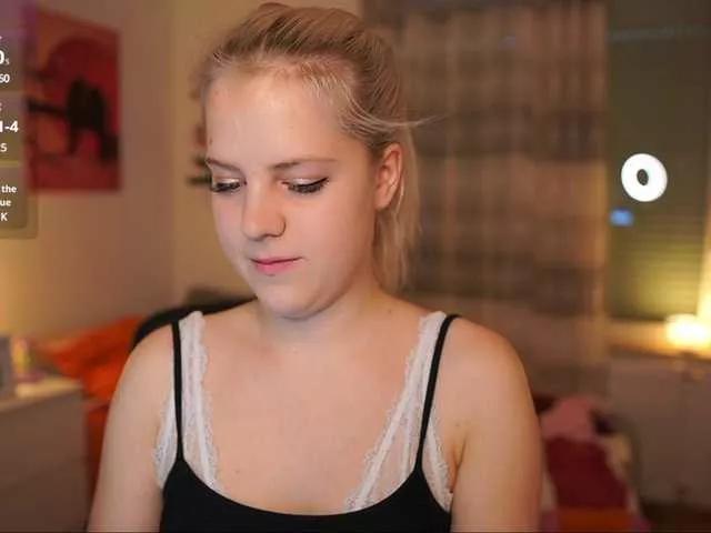 merrilyn from BongaCams