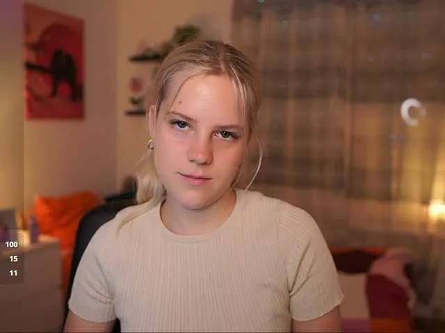 merrilyn from BongaCams