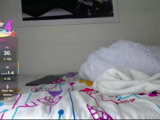 MIA-WOLF18 from BongaCams is Freechat
