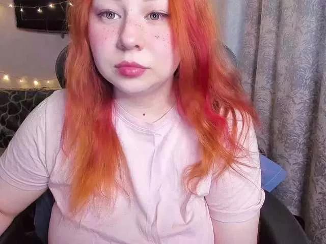 Discover our girls online shows and discover the company of countless livestreamers, with stunning shapes, sex toys and more.