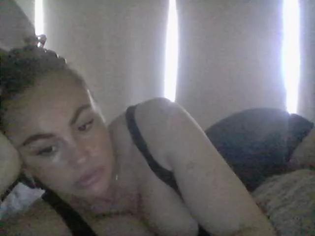 Millisa13 from BongaCams is Freechat
