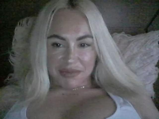 Millisa13 from BongaCams is Freechat