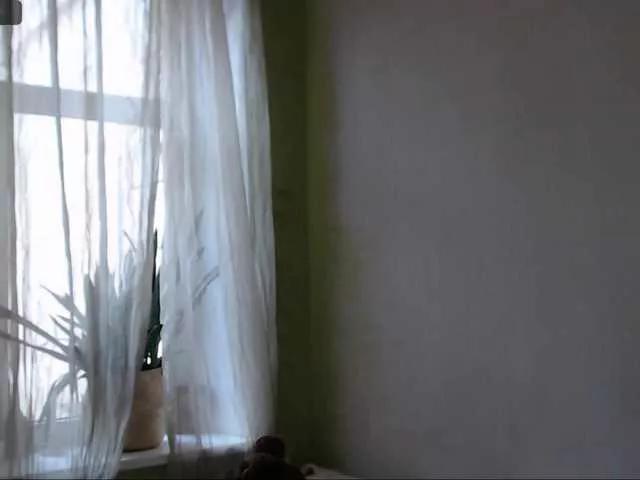 Mimi-la from BongaCams