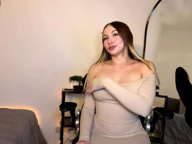 Missblair12 from BongaCams