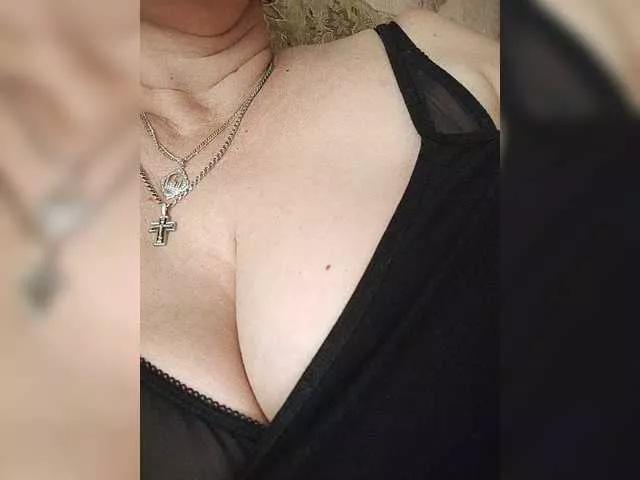 MissieLorrie from BongaCams