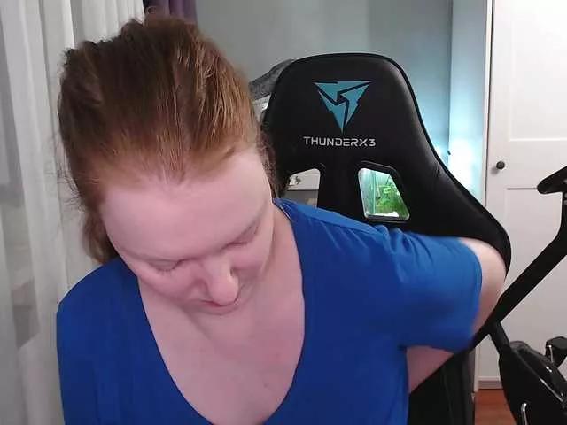 missInari from BongaCams