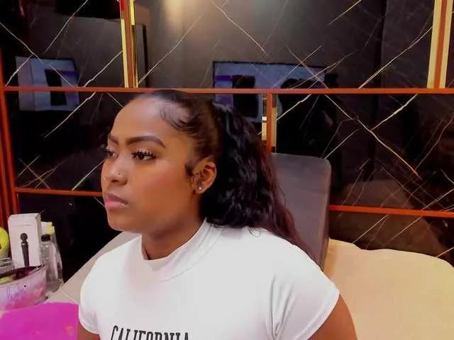 MissyJolies from BongaCams