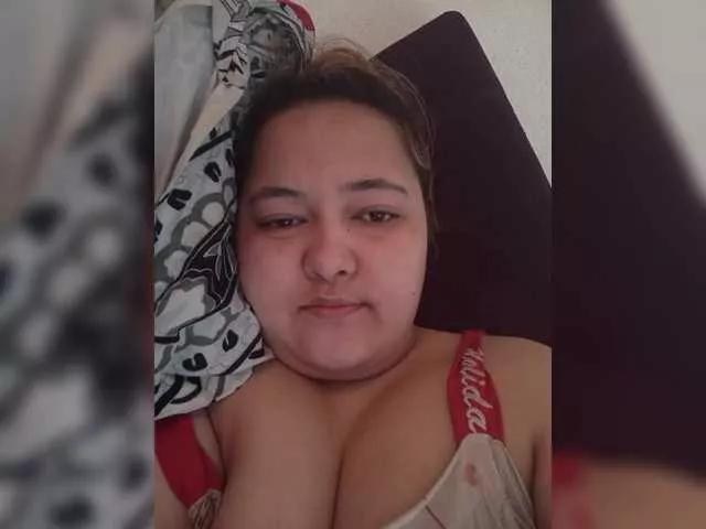 Molly-Janette from BongaCams