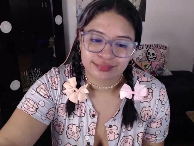 Mollyshake11 from BongaCams