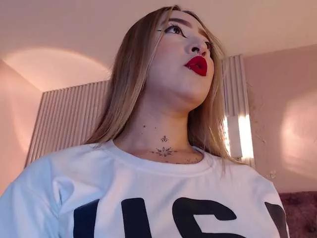 MollyyCruz from BongaCams