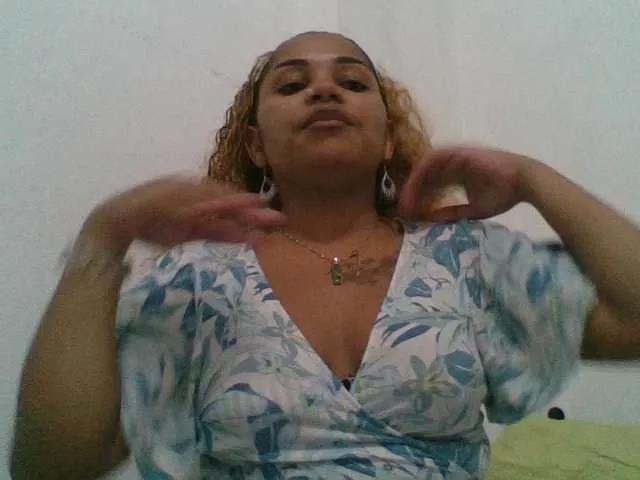 Monica1612 webcams show profile image 