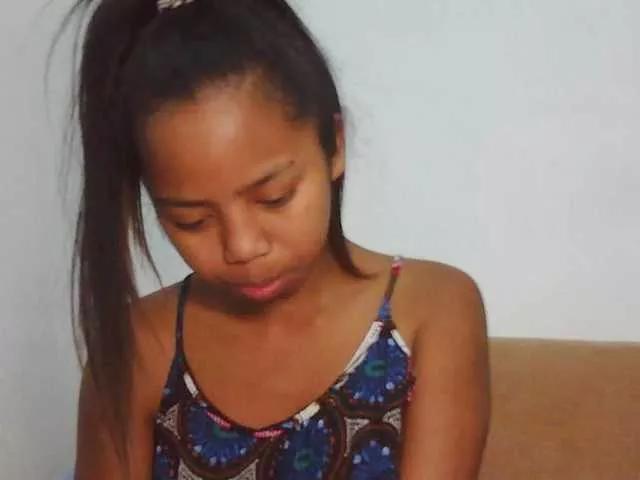 Muluna from BongaCams