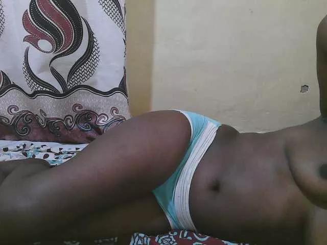 Myra-Queen webcams show profile image 