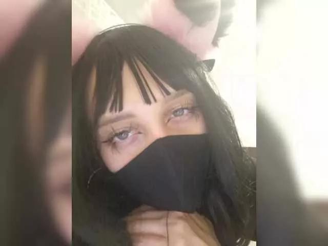 Myyyrrrr from BongaCams