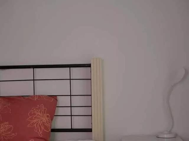 Naalani from BongaCams