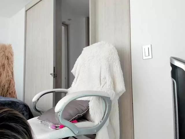 NatalieeClark from BongaCams
