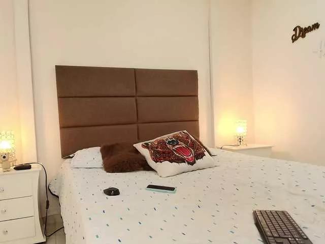 NatashaaTaylor from BongaCams is Freechat