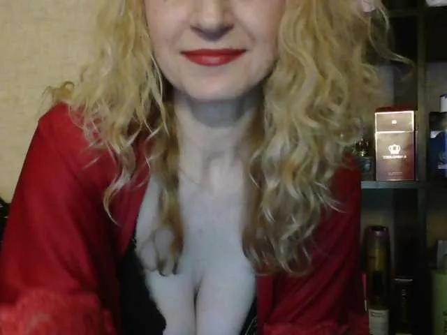 NatashaNannette from BongaCams