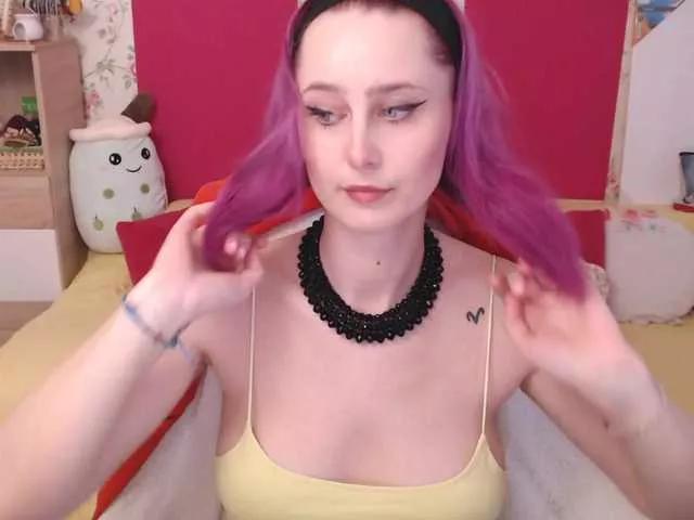 NatashaRouge from BongaCams