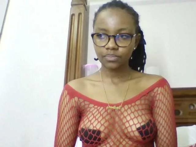 Photos of Naughtylittlemissy from BongaCams is Freechat