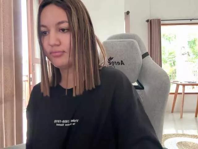 Nelly-Fischer from BongaCams