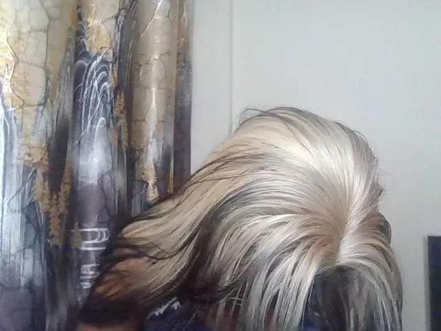 NeneLeaks from BongaCams