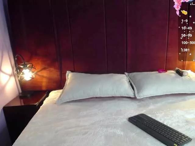 Nessa2905 from BongaCams