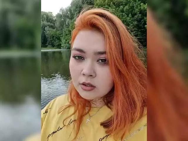 NessiePolly from BongaCams