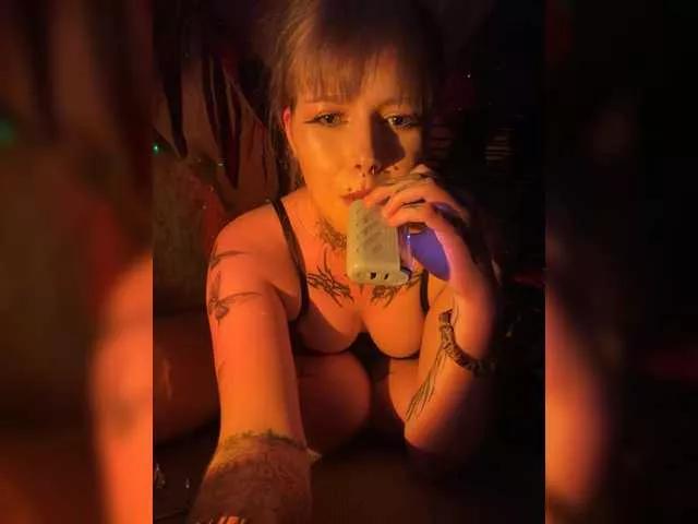 nightshine from BongaCams is Freechat