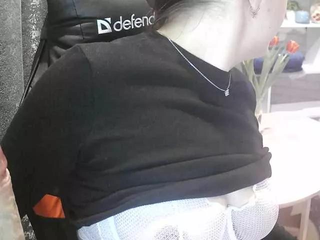 Niki233221 from BongaCams