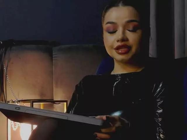 NikiBryce from BongaCams