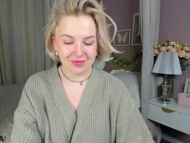 Nikki-Kai from BongaCams