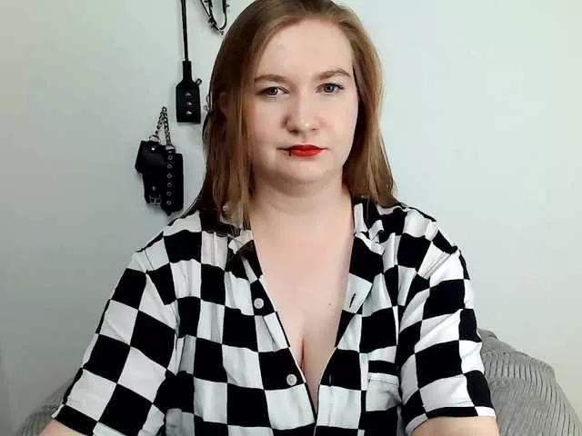 NikkiWild from BongaCams