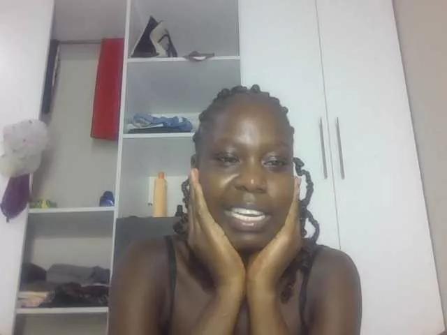 NinahB from BongaCams