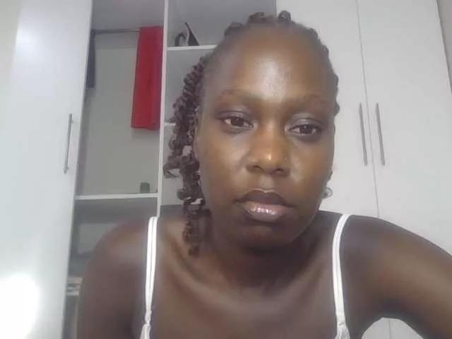 NinahB from BongaCams