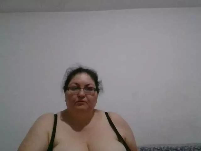 Nykyxo from BongaCams