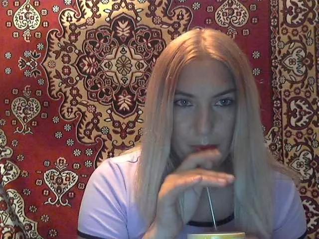 OAsayO from BongaCams