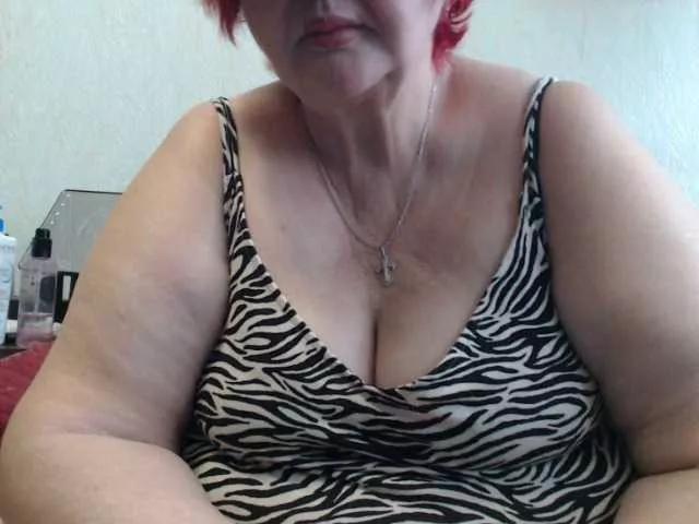 PeggySoft from BongaCams