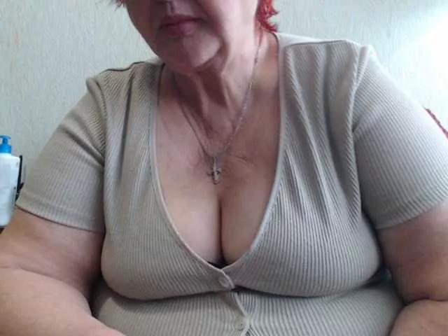 PeggySoft from BongaCams