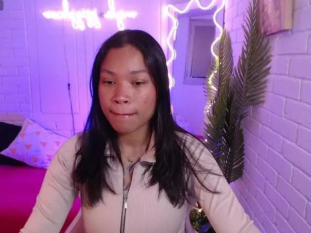 penelope-tay from BongaCams