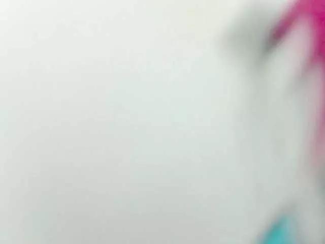 PetiteIvoryqueens from BongaCams is Freechat