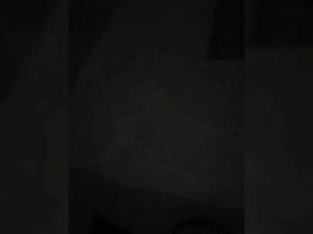 pizzahubb from BongaCams