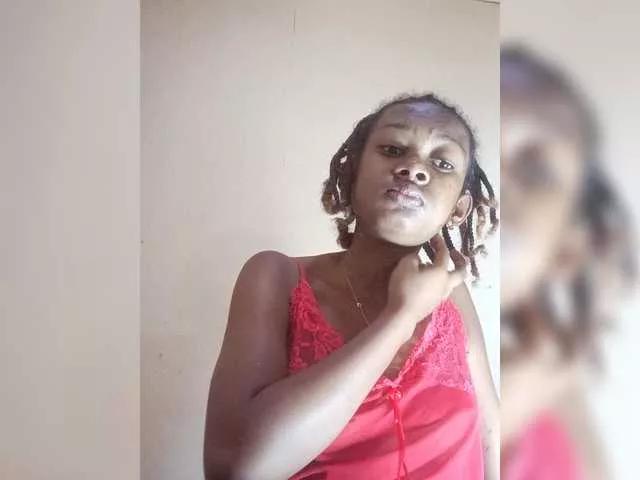 poupea from BongaCams