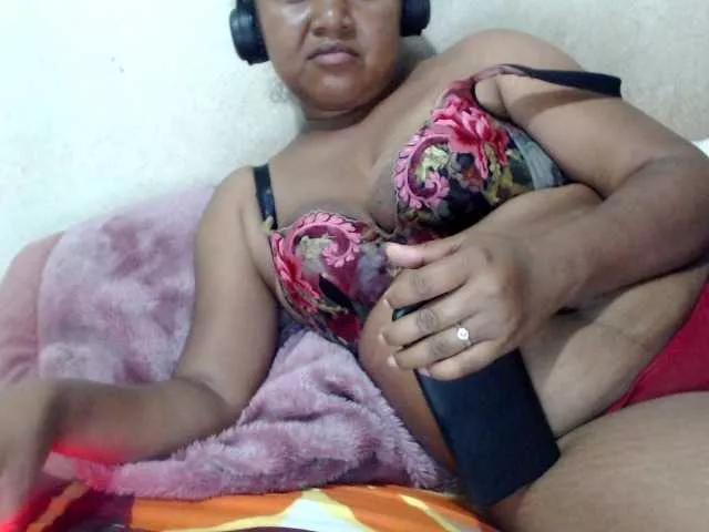 PrettyChoco2 from BongaCams is Freechat