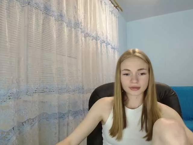 Pussyya from BongaCams