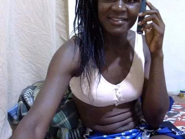 queen-ladasha from BongaCams