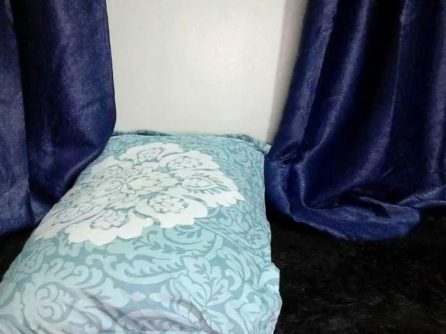 Queen-venny from BongaCams